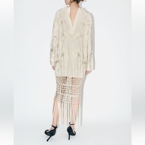 Zara embroidered macrame dress limited edition Size M-L - Picture 9 of 14